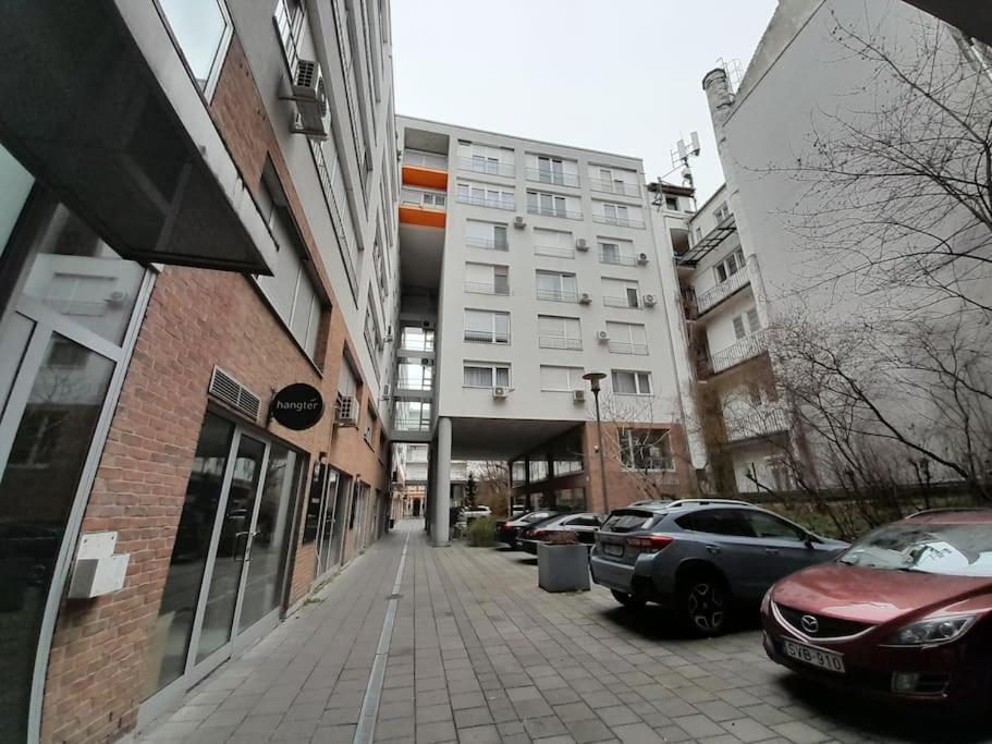 Lovely Apartment In City Centre For 4 Guests 부다페스트 외부 사진