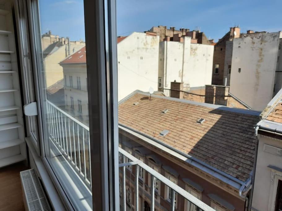 Lovely Apartment In City Centre For 4 Guests 부다페스트 외부 사진